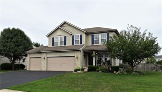 231 Briarwood Dr, Poplar Grove, IL 61065