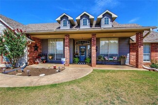 896 Liveoak Ln, Blanchard, OK 73010