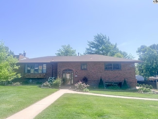 424 Saratoga Ct, Pratt, KS 67124