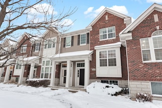 2525 Dunraven Ave, Naperville, IL 60540