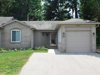 36561 Deerhurst S, Westland, MI 48185