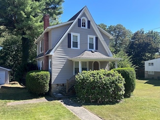 425 Hull St, Beckley, WV 25801