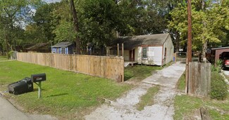 6911 Finch St, Houston, TX 77028