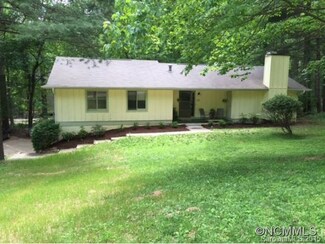 27 Saint Andrews Rd, Arden, NC 28704