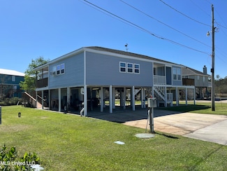 5057 Elbrus St, Bay Saint Louis, MS 39520