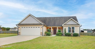 43 Covington Ct, New Bern, NC 28560