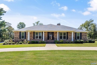 22590 Village Ln, Athens, AL 35613