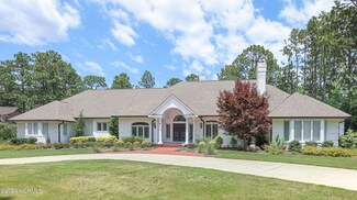 5 Wicker Ln, Pinehurst, NC 28374
