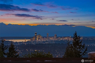 5310 143rd Ave SE, Bellevue, WA 98006