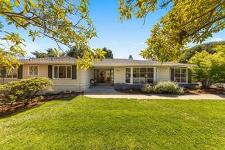 1575 Kingswood Dr, Hillsborough, CA 94010