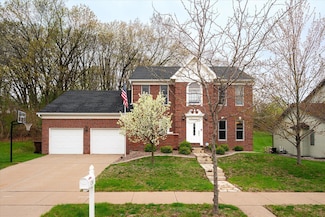 1218 Red Cedar Ct, Onalaska, WI 54650
