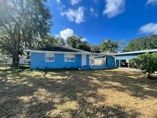 3305 Hickman Ave, Plant City, FL 33563