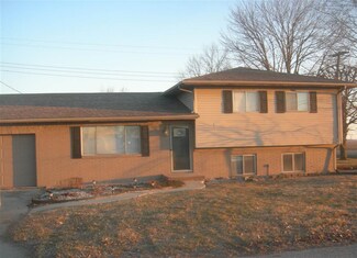 904 Ash St, Tipton, IN 46072