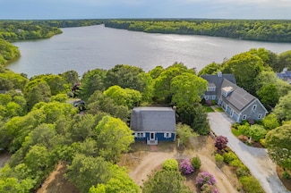 272 Sheep Pond Dr, Brewster, MA 02631
