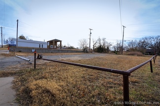 000 E Broadway St, Drumright, OK 74030