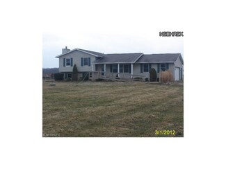 2413 Porter Rd, Atwater, OH 44201