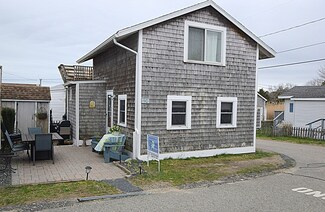 1 Wild Rose Dr Unit 1, Bourne, MA 02532