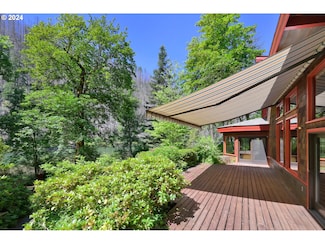 49356 Mckenzie Hwy, Vida, OR 97488