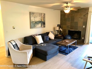 1527 Blake Ave Unit 201, Glenwood Springs, CO 81601