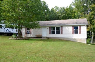 180 Burkwood Hills Ln, Springville, IN 47462