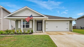 136 Merrion Rd, Southport, FL 32409