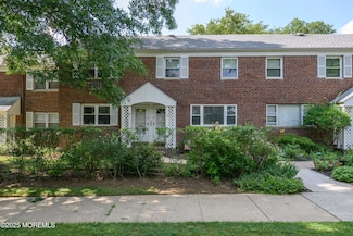 158 Manor Dr, Red Bank, NJ 07701