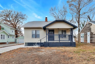 637 S Holyoke St, Wichita, KS 67218