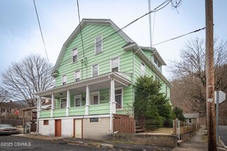 958 Tharp St, Coal Township, PA 17866