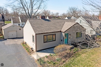 2033 Zollinger Rd, Columbus, OH 43221