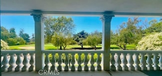 730 Santiago Ave, Long Beach, CA 90804