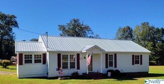 1729 Line St, Gadsden, AL 35903
