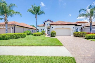 7863 Valencia Ct, Naples, FL 34113