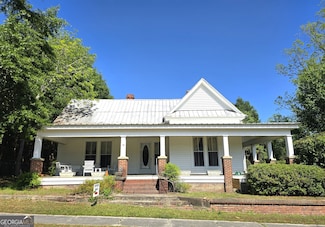 61 Calhoun St, Gibson, GA 30810