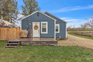 115 Riverside St, Emmett, ID 83617