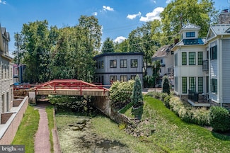 27 W Mechanic St, New Hope, PA 18938