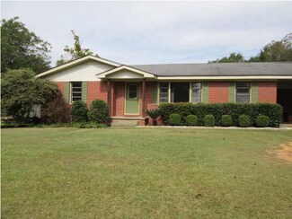 800 E Franklin St, Carthage, MS 39051