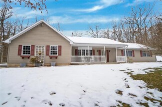 330 Acorn Dr, Lehighton, PA 18235