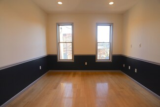 209 Webster Ave Unit 2R, Jersey City, NJ 07307