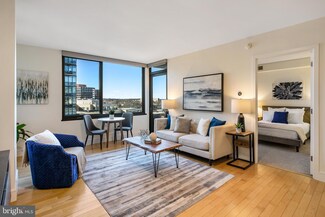 2001 15th St N Unit 1101, Arlington, VA 22201