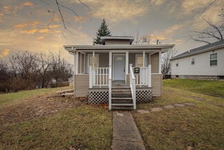 429 Saint Clair Ave, Jackson, MI 49202