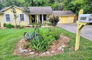1111 Carraway St, Tallahassee, FL 32308