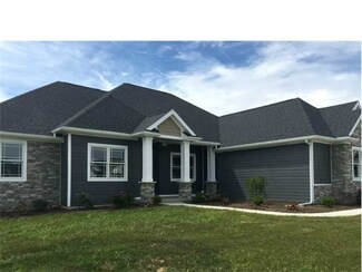 8739 Navonna Cir, Monclova, OH 43542