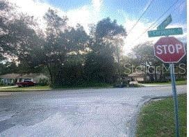 220 W Elm Dr, Orange City, FL 32763