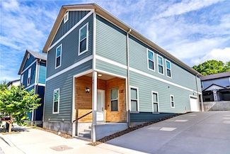 146 E South St, Fayetteville, AR 72701