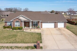 9609 Weatherby St, Mascoutah, IL 62258