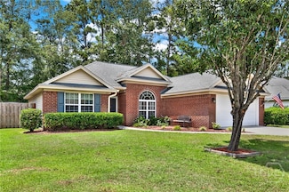 227 Pebblestone Dr, Bloomingdale, GA 31302