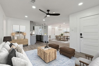 401 SW 5th St, Grand Prairie, TX 75051