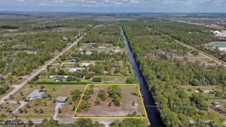 000 25th Ave NE, Rural Estates, FL 34120