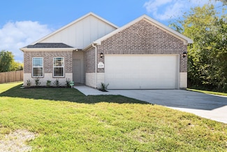 12375 Pecan Dr, Willis, TX 77318