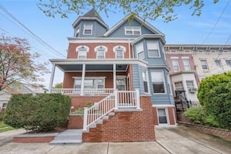 146 Avenue C Unit 1, Bayonne, NJ 07002
